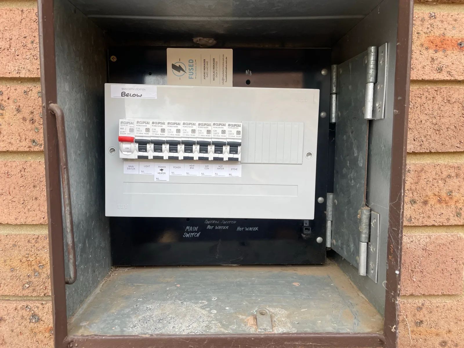 New switchboard in an existing meter box